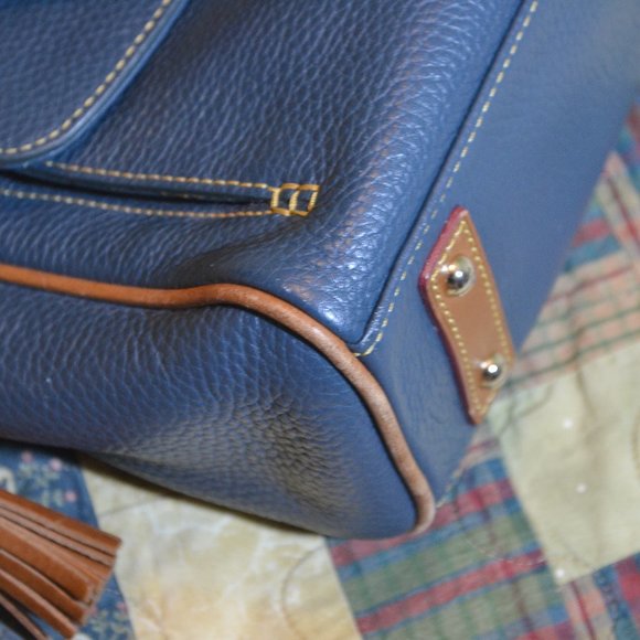 Dooney & Bourke Medium Pebble Leather Pocket Bag Teal EUC - Picture 9 of 13